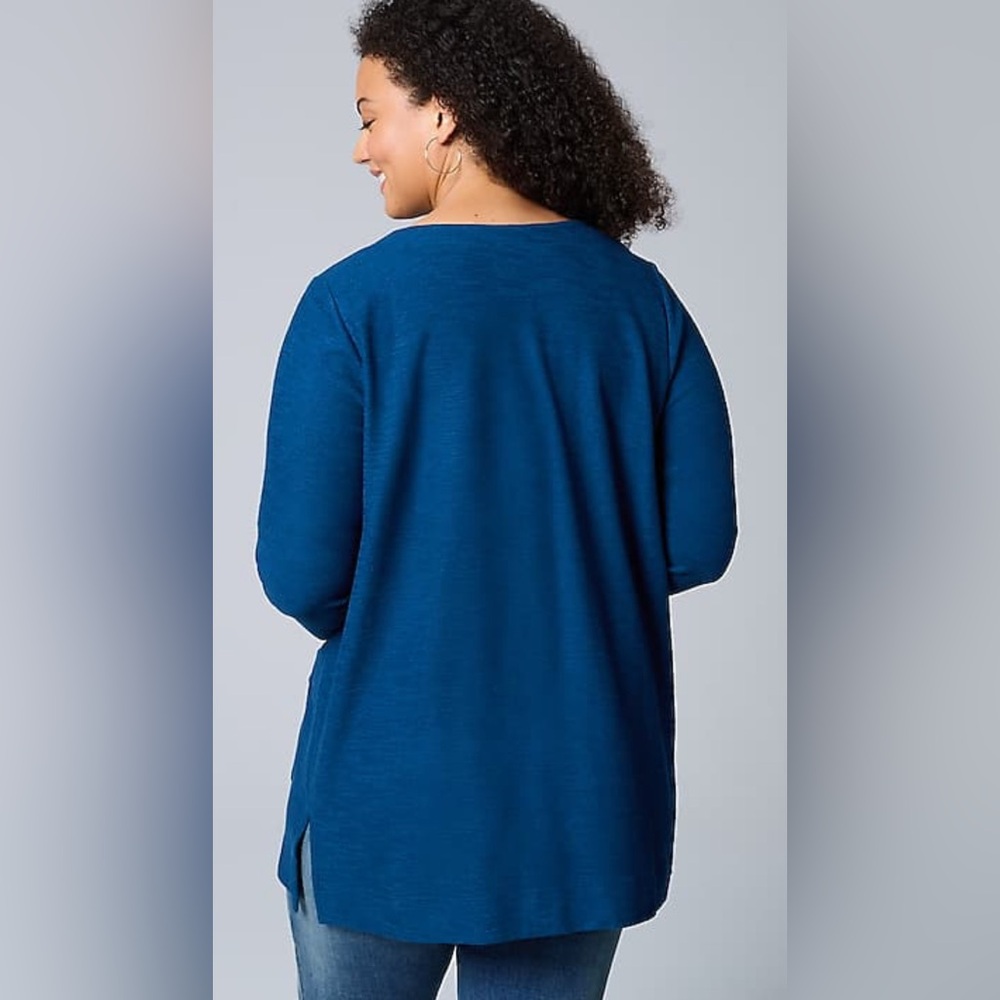 Textured Patch-Pocket Tunic - Picture 2 of 5